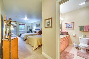 Cozy Birchwood Condo on Tagalong Golf Course!