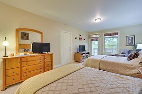 Cozy Birchwood Condo on Tagalong Golf Course!