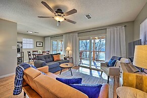Cozy Beaver Lake Cabin w/ Waterfront View & Kayaks