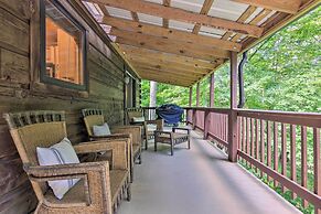 Charming Mtn Cabin 2 Mi From Downtown Boone!