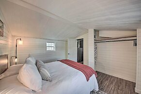 Contemporary Cabin w/ Mountain Views & Deck