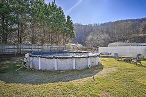 Cozy Vacation Rental Home Near Watauga Lake!