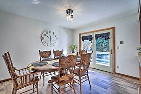 Cozy Vacation Rental Home Near Watauga Lake!