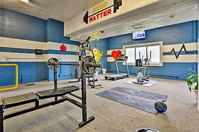 Corpus Christi Beachfront Condo w/ Pool Access!