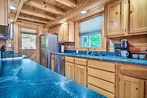 Family-friendly Gatlinburg Cabin w/ Pool Access!