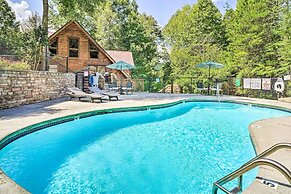 Family-friendly Gatlinburg Cabin w/ Pool Access!