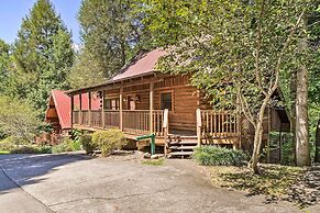 Family-friendly Gatlinburg Cabin w/ Pool Access!