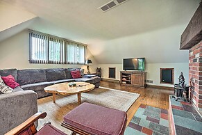Gorgeous Bremen Home With Lake Access & Yard!