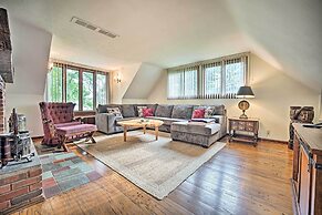 Gorgeous Bremen Home With Lake Access & Yard!
