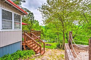 Cozy Kentucky Cabin w/ Sunroom, Yard & Views!