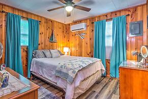 Cozy Kentucky Cabin w/ Sunroom, Yard & Views!