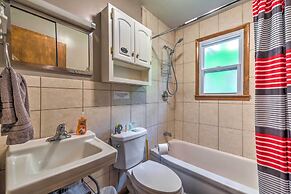 Cozy Kentucky Cabin w/ Sunroom, Yard & Views!