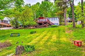 Cozy Kentucky Cabin w/ Sunroom, Yard & Views!
