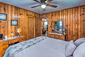 Cozy Kentucky Cabin w/ Sunroom, Yard & Views!