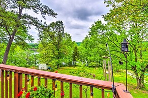 Cozy Kentucky Cabin w/ Sunroom, Yard & Views!