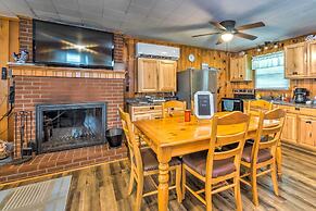 Cozy Kentucky Cabin w/ Sunroom, Yard & Views!