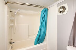 Burkesville Vacation Rental - 5 Mi to the Lake!