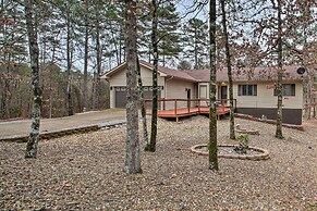 15 Mi to Hot Springs Nat'l Park: Home w/ Fire Pit!