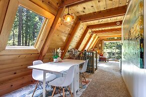 Decks, Grills + Fire Pit: Camp Connell Hideaway!