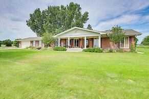 Charming Joliet Ranch House on a Working Farm
