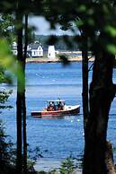 'dragonwood Castle' on Waterfront w/ Stunning View