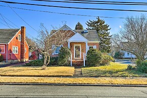 Glen Head Home w/ Yard ~ 28 Mi to NYC