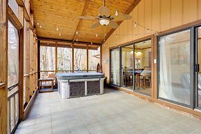 Hot Tub + Creek: Gatlinburg Group Getaway!