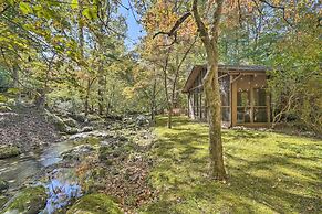 Gatlinburg Group Getaway w/ Hot Tub + Porch!