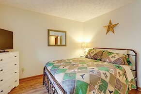 Hot Tub + Creek: Gatlinburg Group Getaway!