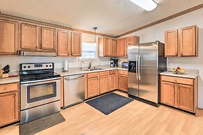 Arapahoe Home w/ Fireplace Near Deer Hunting