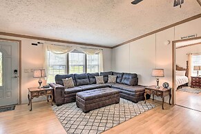 Arapahoe Home w/ Fireplace Near Deer Hunting