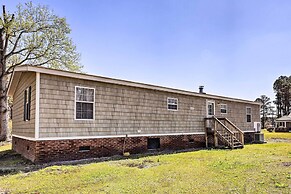 Arapahoe Home w/ Fireplace Near Deer Hunting