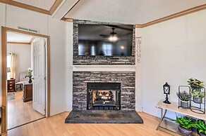 Arapahoe Home w/ Fireplace Near Deer Hunting