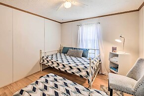 Arapahoe Home w/ Fireplace Near Deer Hunting