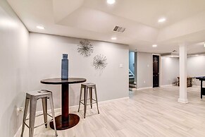 Luxurious Detroit Home - Walk to Golf & Park!