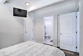 Walk to Downtown Palm Desert: Home w/ Pool Access