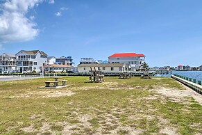 Fire Pit + Views: Canal-front Fenwick Island Home