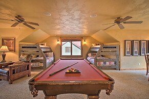 Luxe Mccall Cabin w/ Hot Tub ~ 8 Mi to Skiing