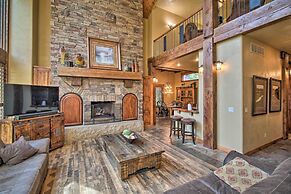 Luxe Mccall Cabin w/ Hot Tub ~ 8 Mi to Skiing