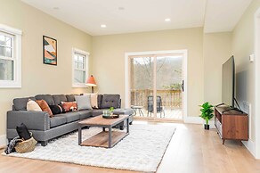 Game Room & Wraparound Decks: Cullowhee Home!