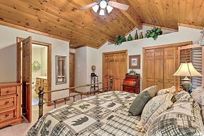 Lavish Beech Mountain Ski Cabin w/ Hot Tub!