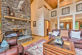 Lavish Beech Mountain Ski Cabin w/ Hot Tub!
