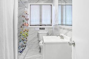 Large Greeley House w/ 2 Game Rooms + Yard!