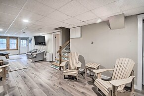 Lakefront Family Retreat: Skiing & Mountain Biking