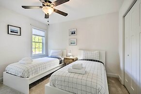 Idyllic Pinehurst Home, Near Golf Course!