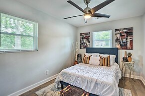 Modern, Colorful Home ~ 2 Mi to Tuskegee Uni