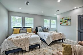 Modern, Colorful Home ~ 2 Mi to Tuskegee Uni