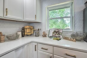 Modern, Colorful Home ~ 2 Mi to Tuskegee Uni