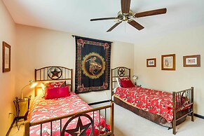 Hot Tub & Ski Shuttle: Forested Breckenridge Home!