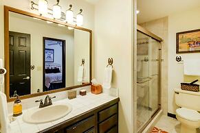 Hot Tub & Ski Shuttle: Forested Breckenridge Home!